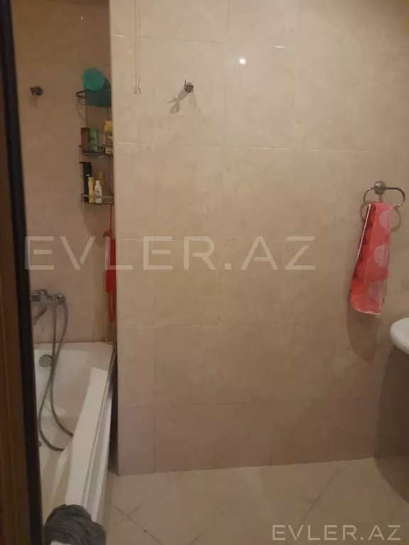 Satılır, yeni tikili