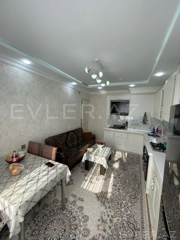 Satılır, yeni tikili