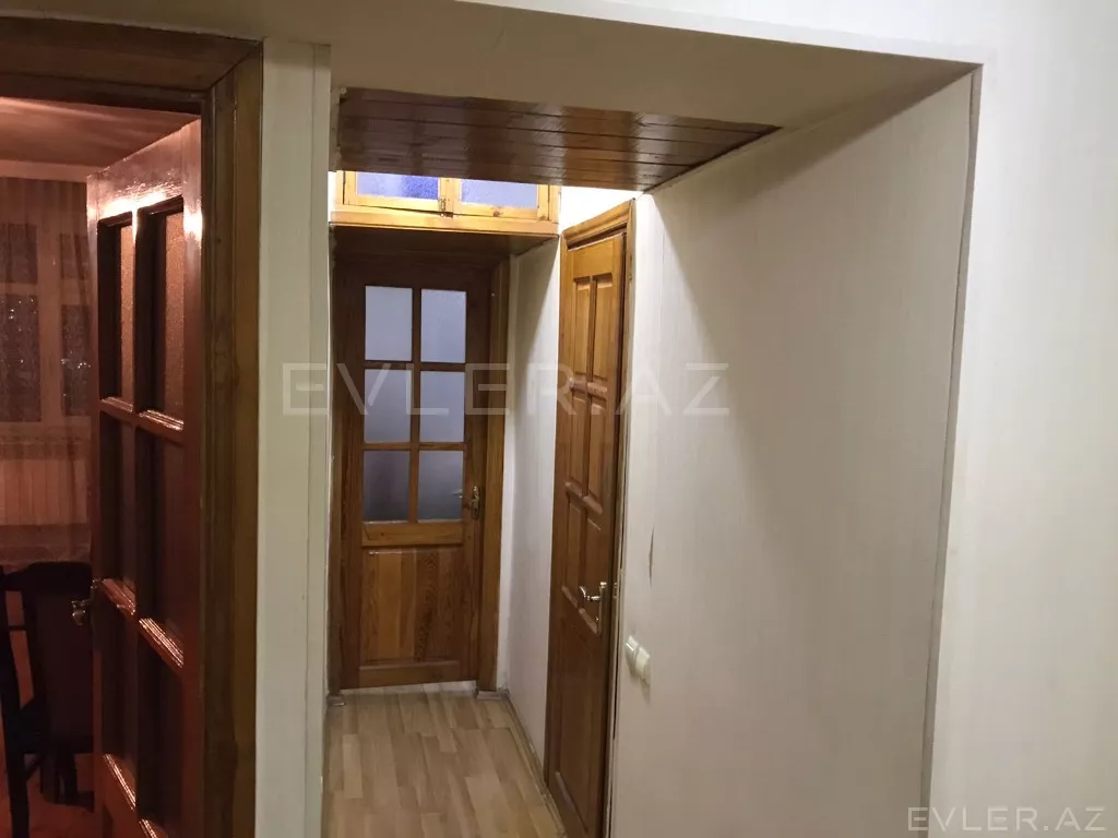 Satılır, köhnə tikili