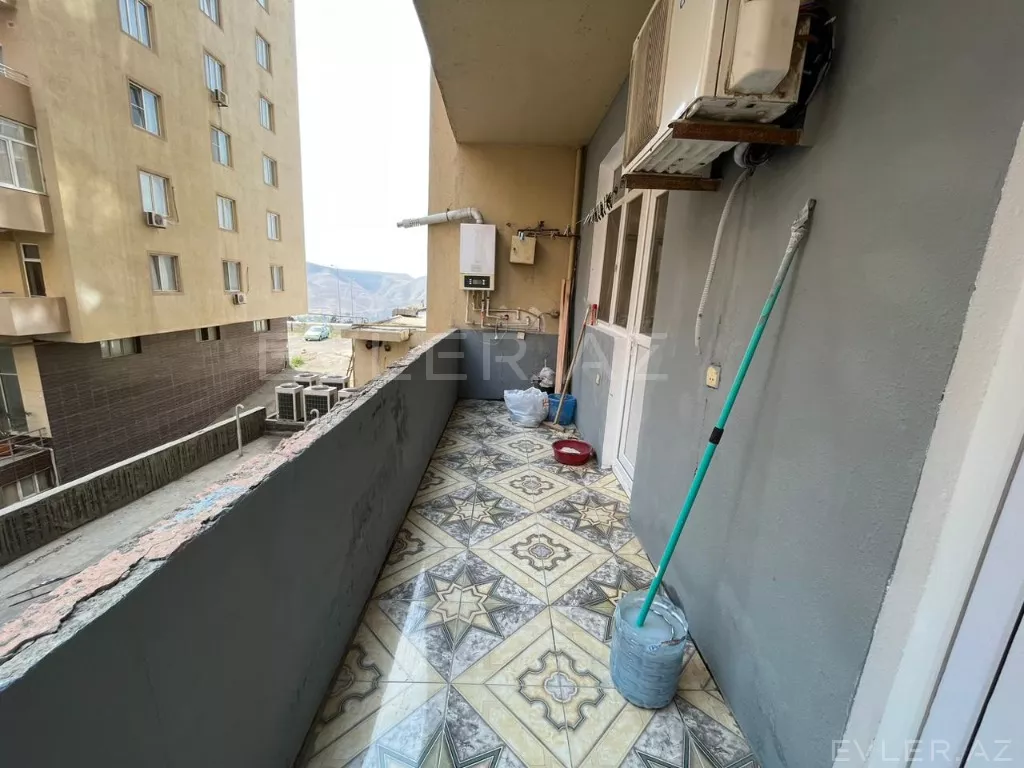 Satılır, yeni tikili