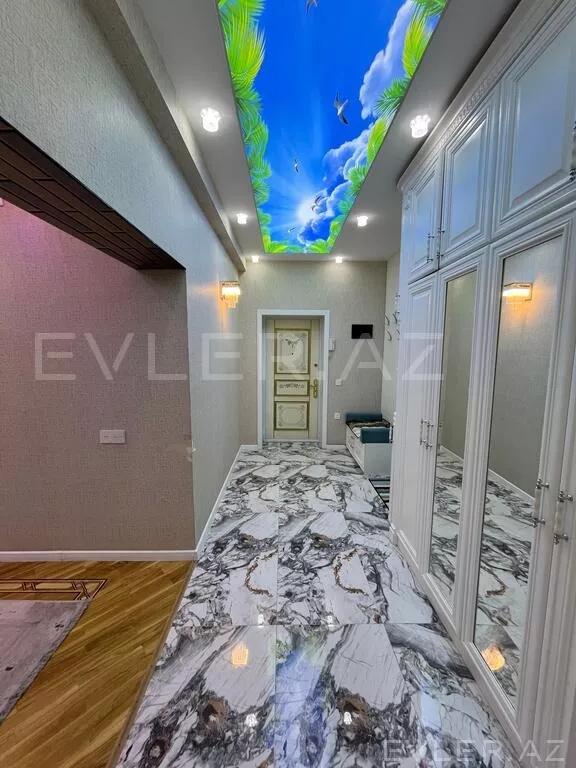 Satılır, yeni tikili