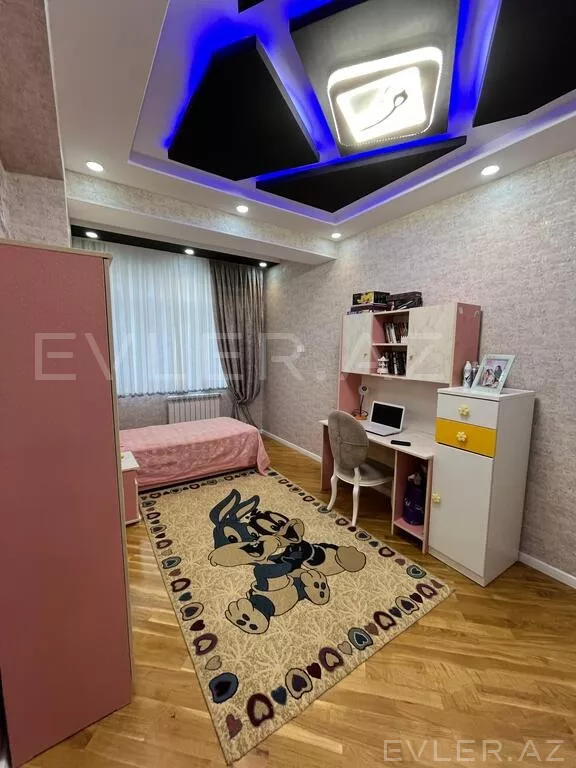 Satılır, yeni tikili