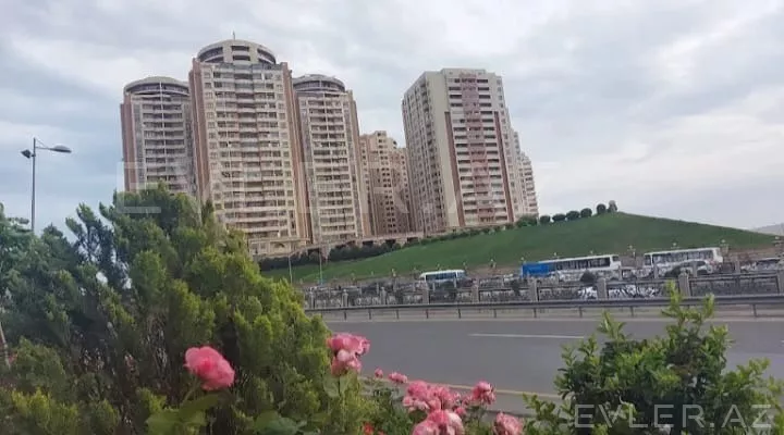 Satılır, yeni tikili