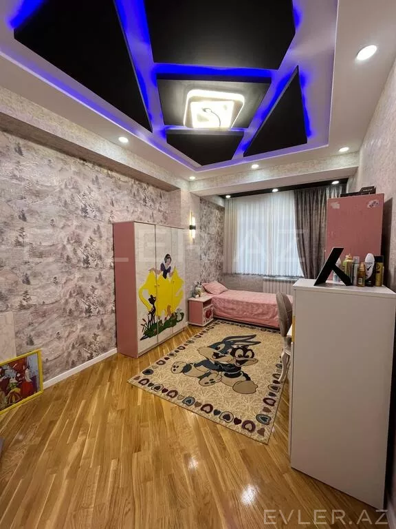 Satılır, yeni tikili