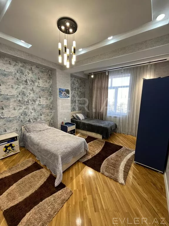 Satılır, yeni tikili