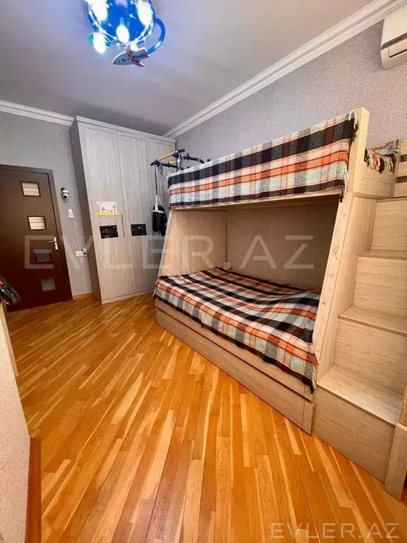 Satılır, yeni tikili