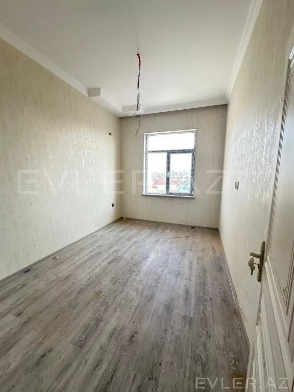 Satılır, yeni tikili