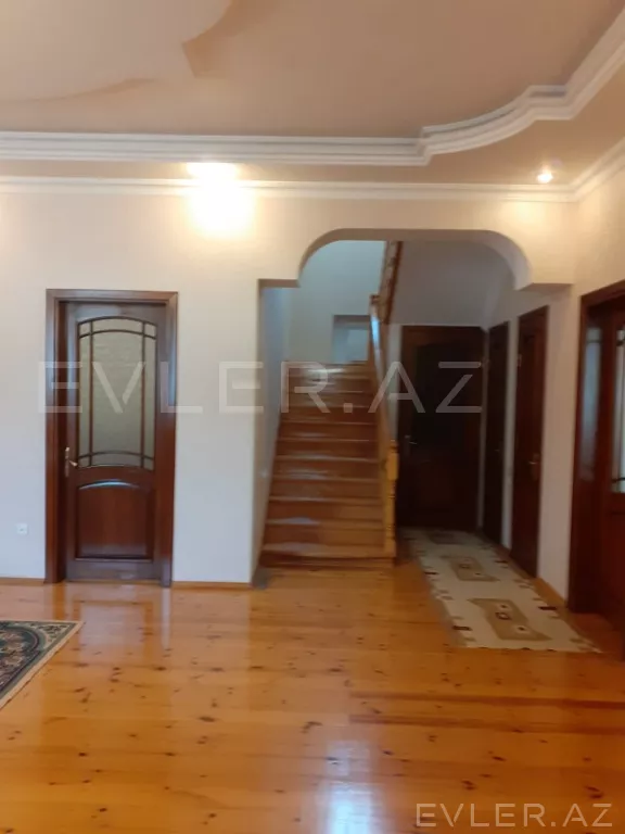 Satılır, həyət evi/villa