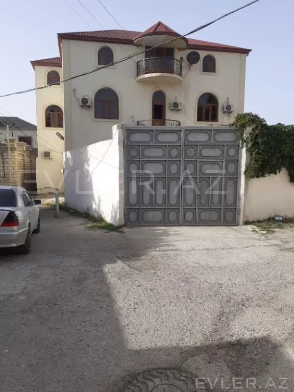 Satılır, həyət evi/villa