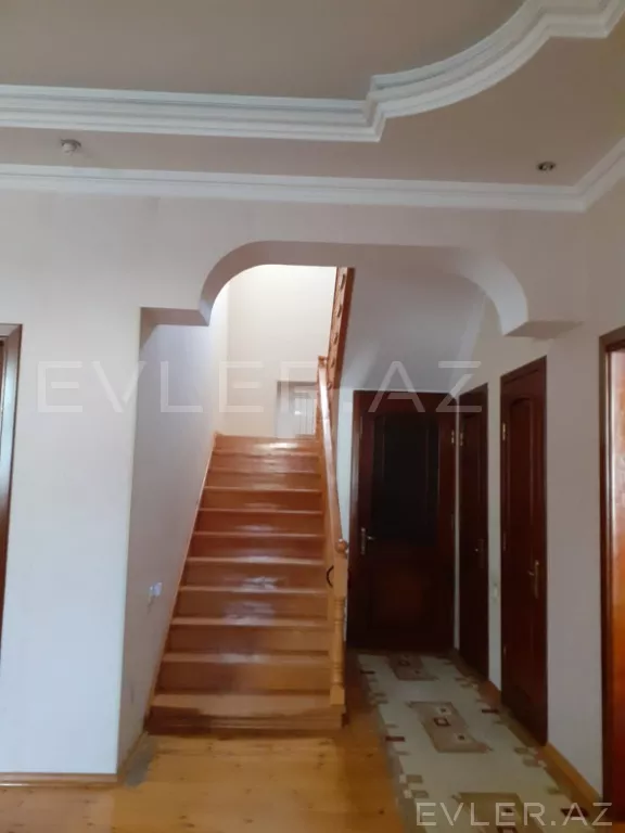 Satılır, həyət evi/villa
