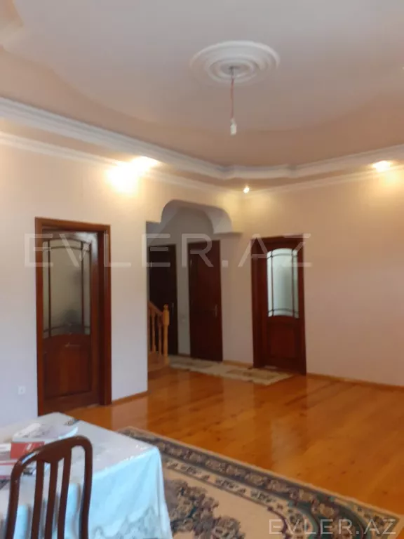 Satılır, həyət evi/villa