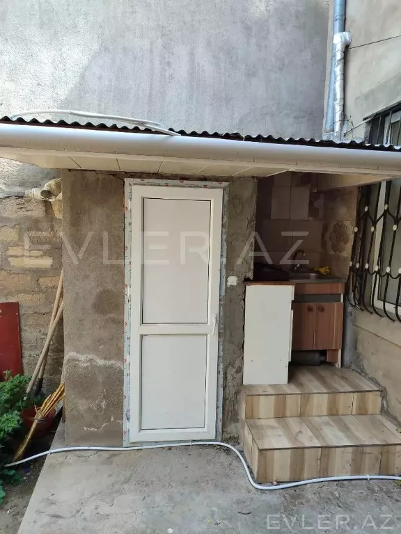 Satılır, həyət evi/villa