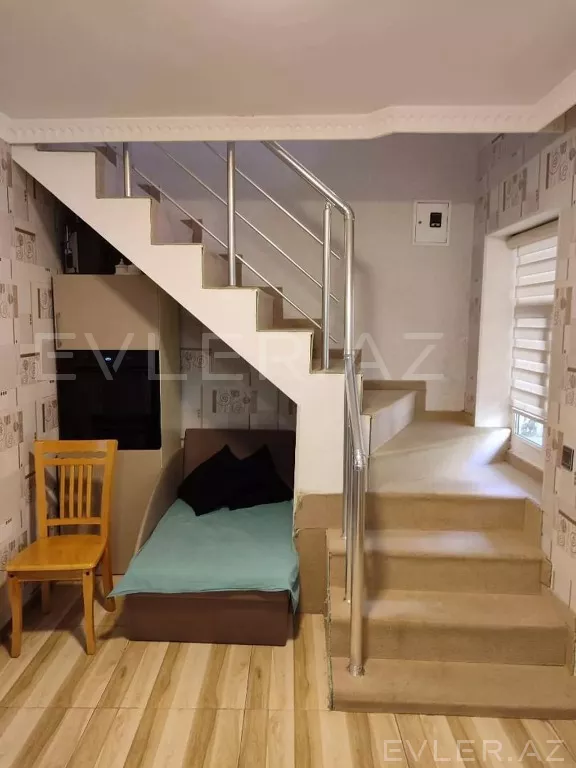 Satılır, həyət evi/villa