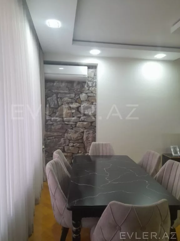 Satılır, yeni tikili