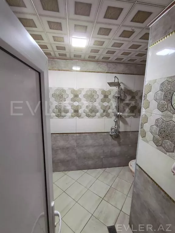 Satılır, həyət evi/villa