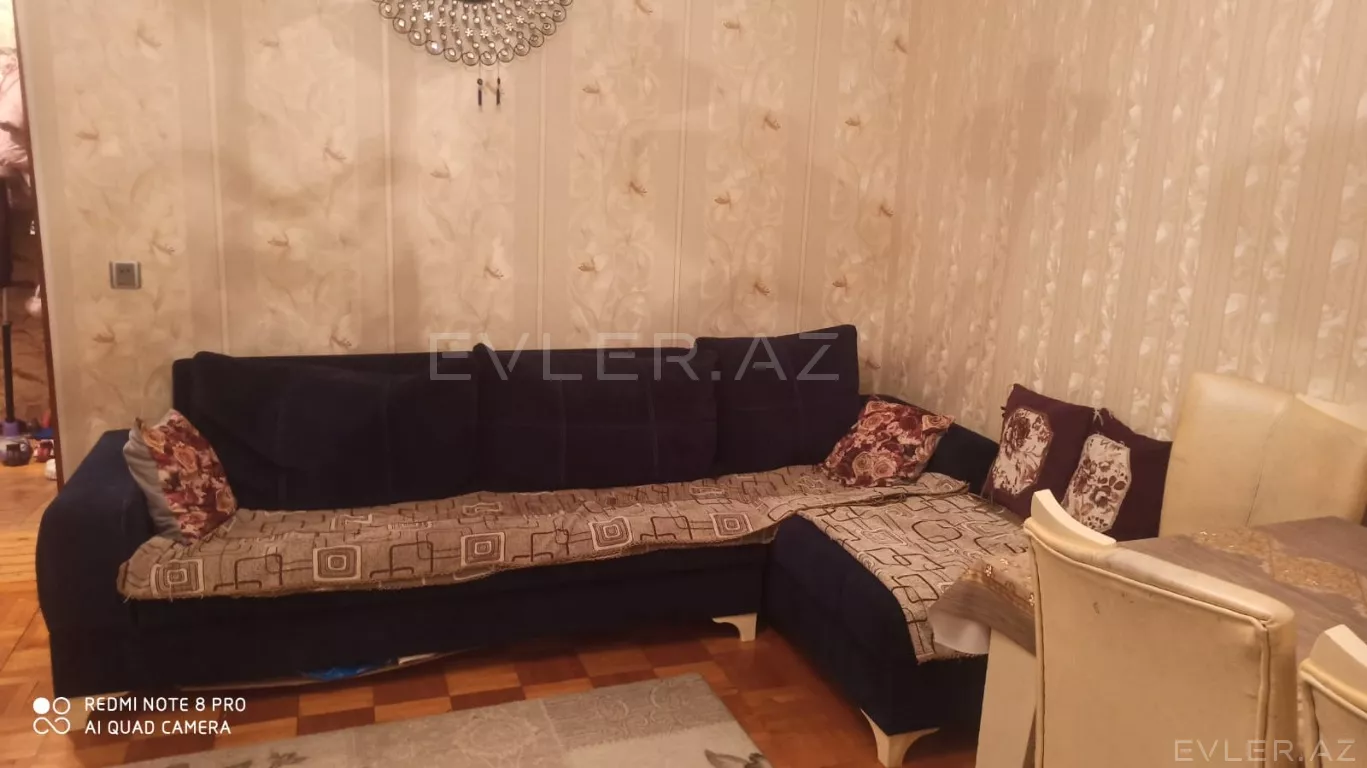 Satılır, köhnə tikili