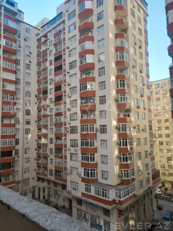 Satılır, yeni tikili