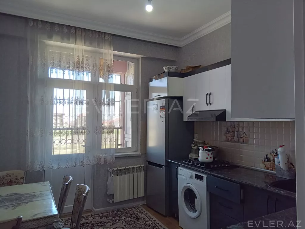 Satılır, yeni tikili