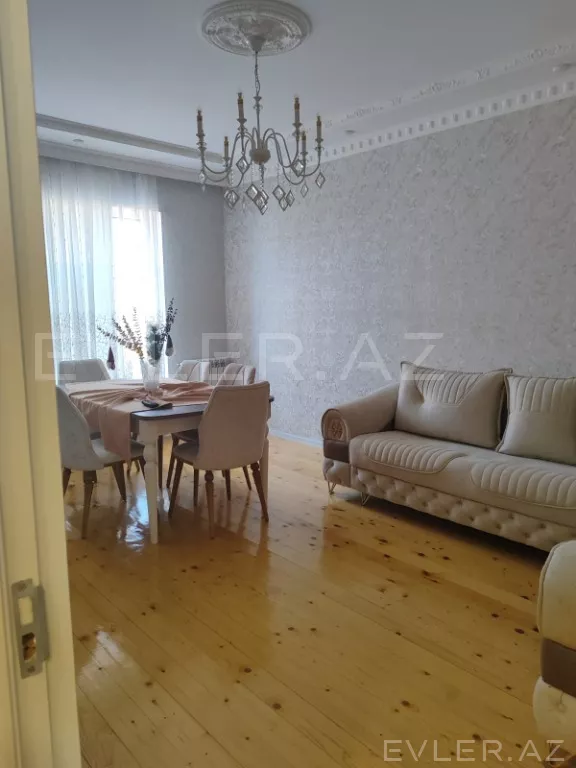 Satılır, həyət evi/villa