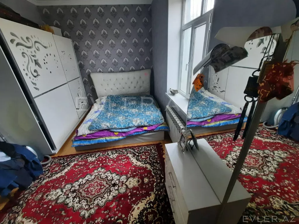 Satılır, həyət evi/villa
