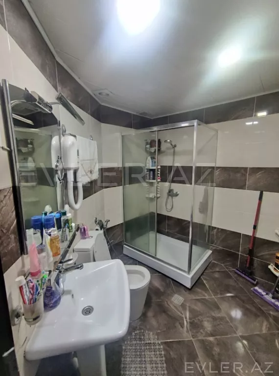 Satılır, yeni tikili