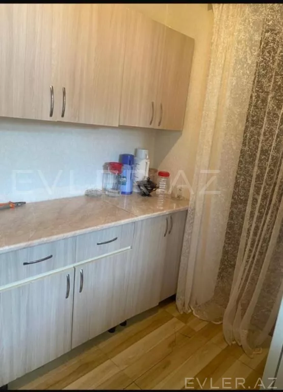 Satılır, yeni tikili
