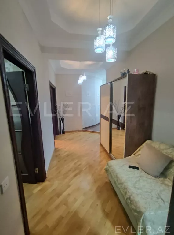 Satılır, yeni tikili