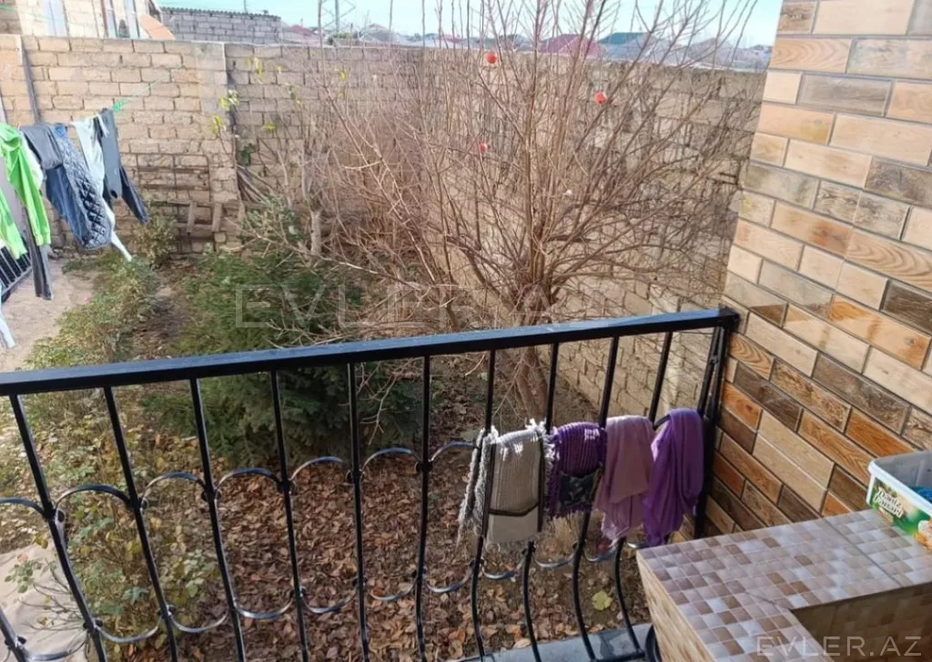 Satılır, həyət evi/villa