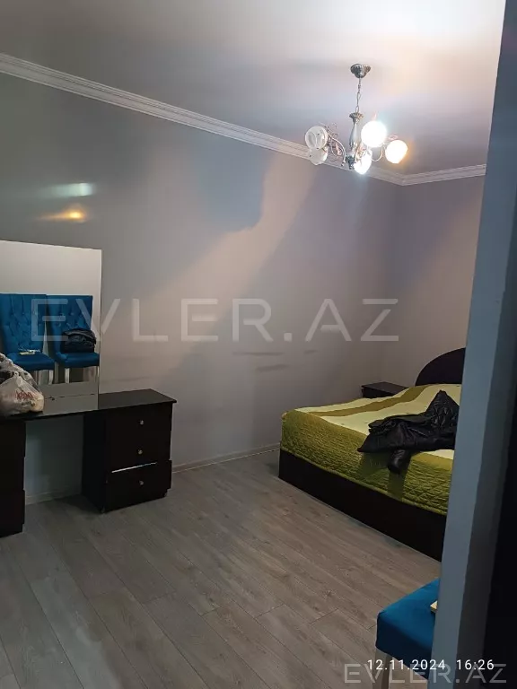 Satılır, həyət evi/villa