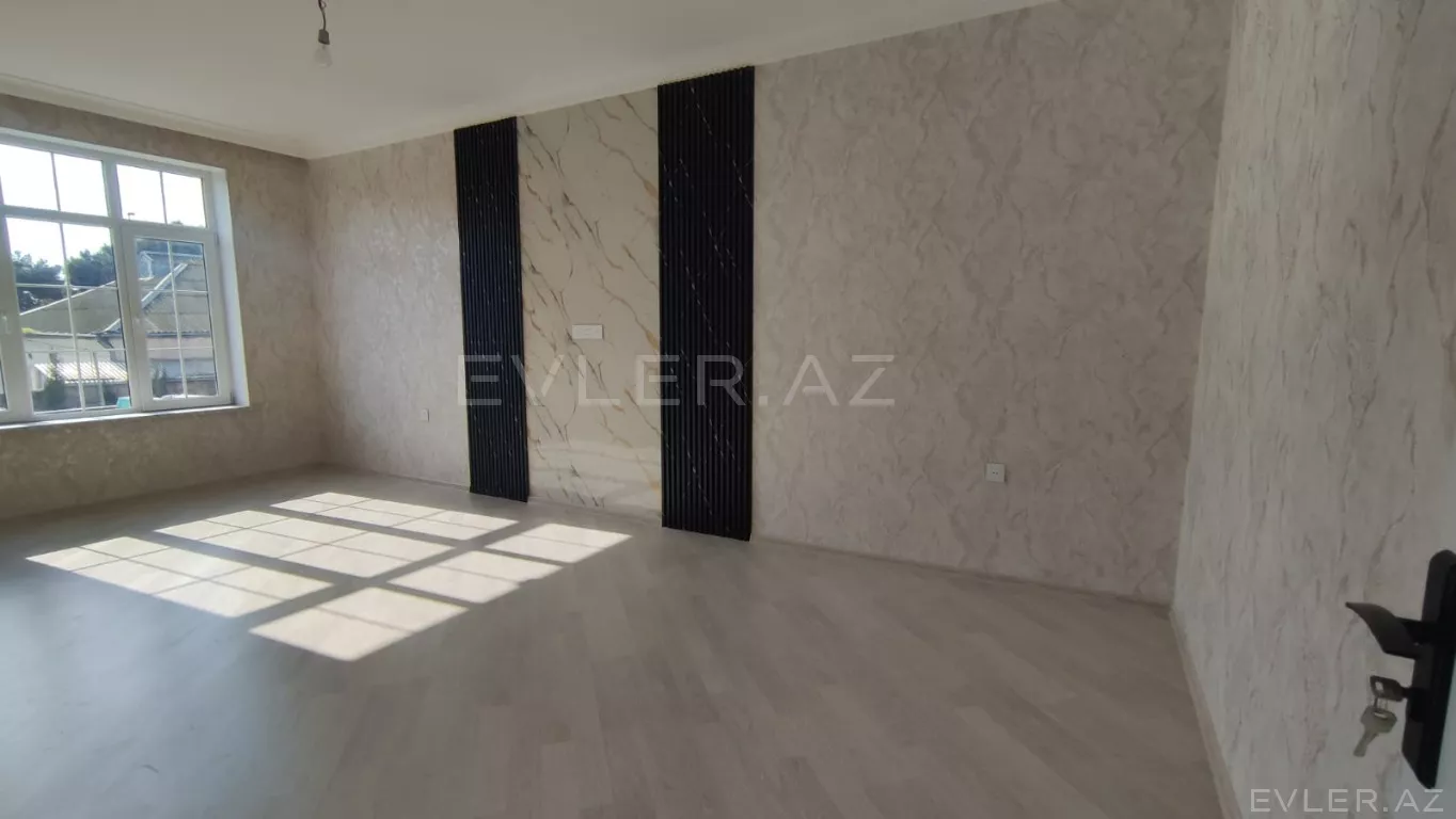 Satılır, həyət evi/villa