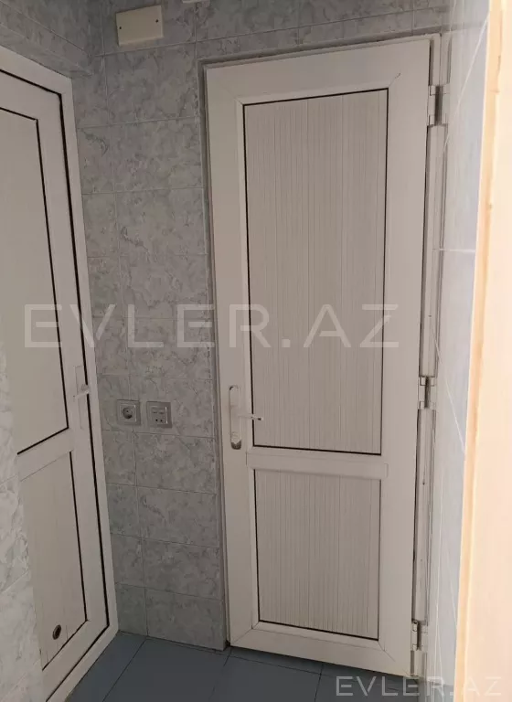 Satılır, həyət evi/villa