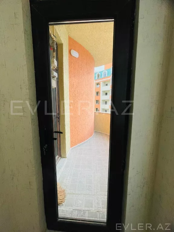 Satılır, yeni tikili