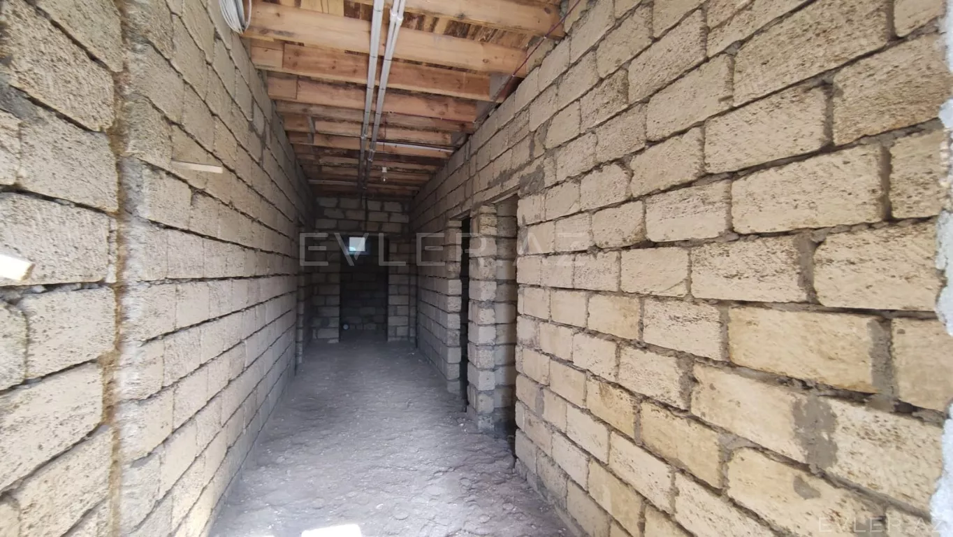 Satılır, həyət evi/villa