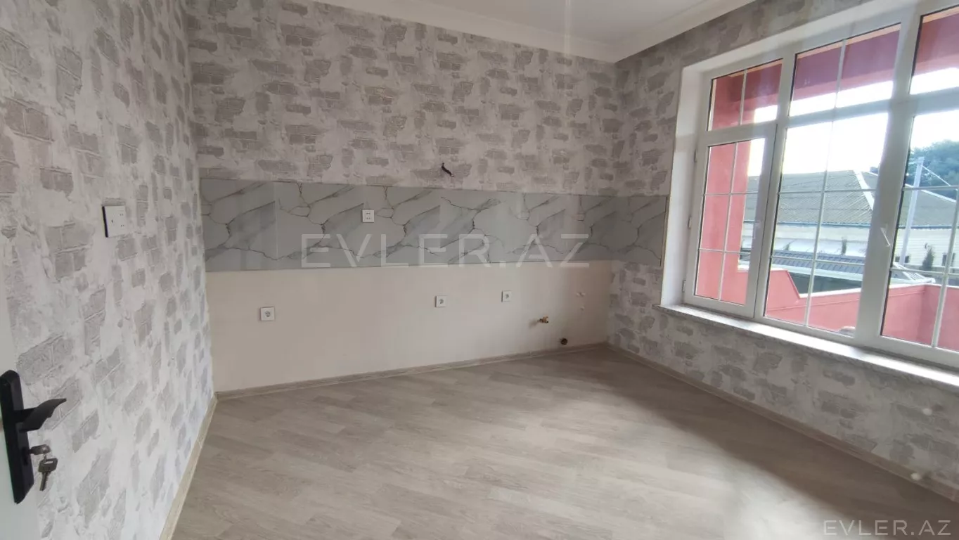 Satılır, həyət evi/villa