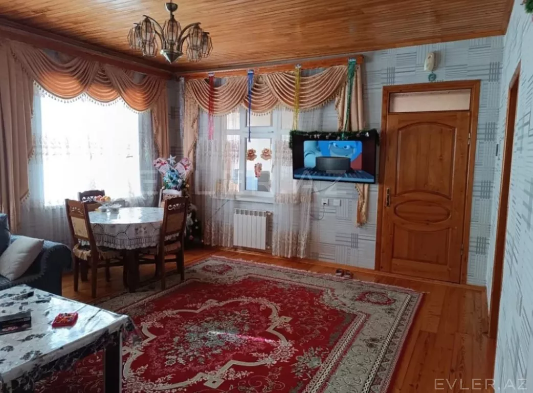 Satılır, həyət evi/villa
