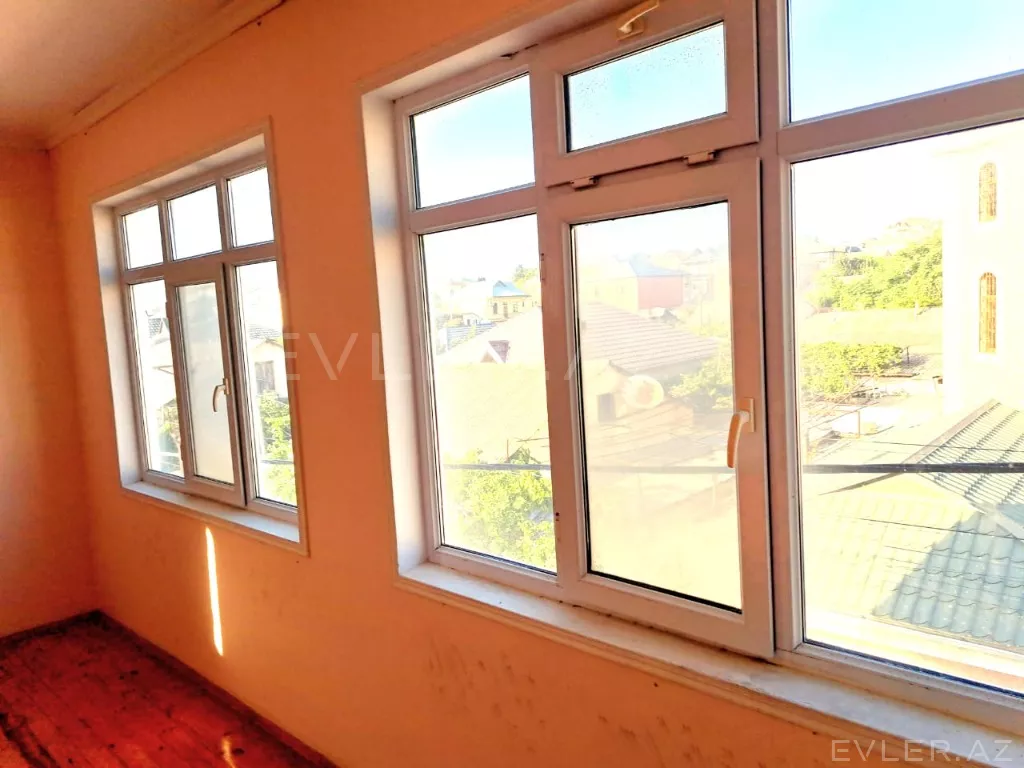 Satılır, həyət evi/villa