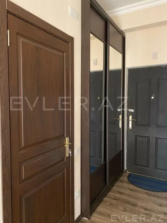 Satılır, yeni tikili