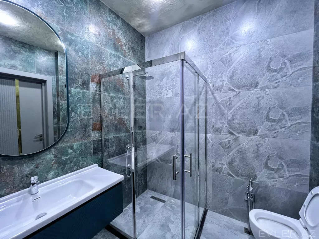 Satılır, həyət evi/villa