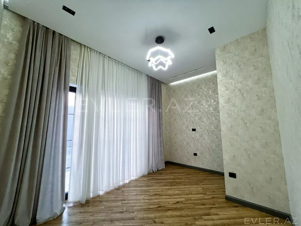Satılır, həyət evi/villa