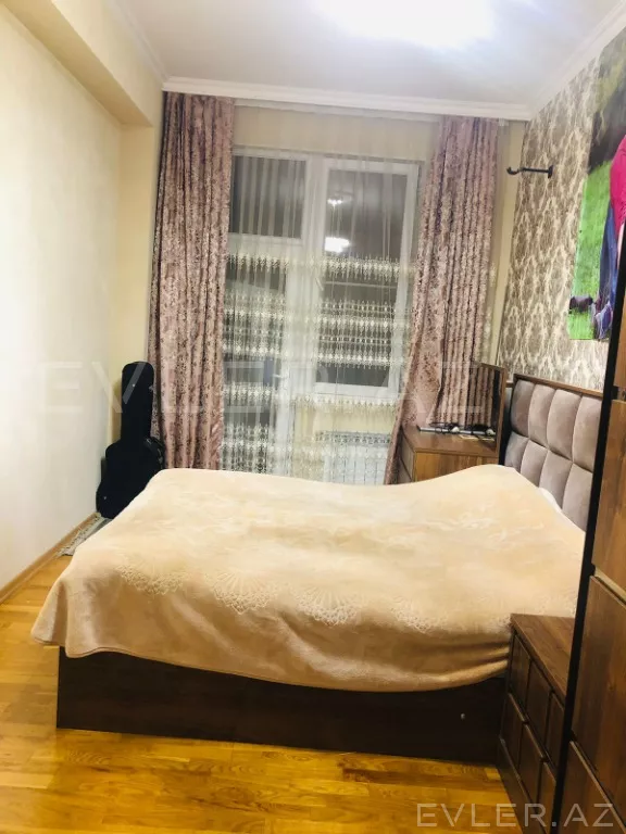 Satılır, yeni tikili