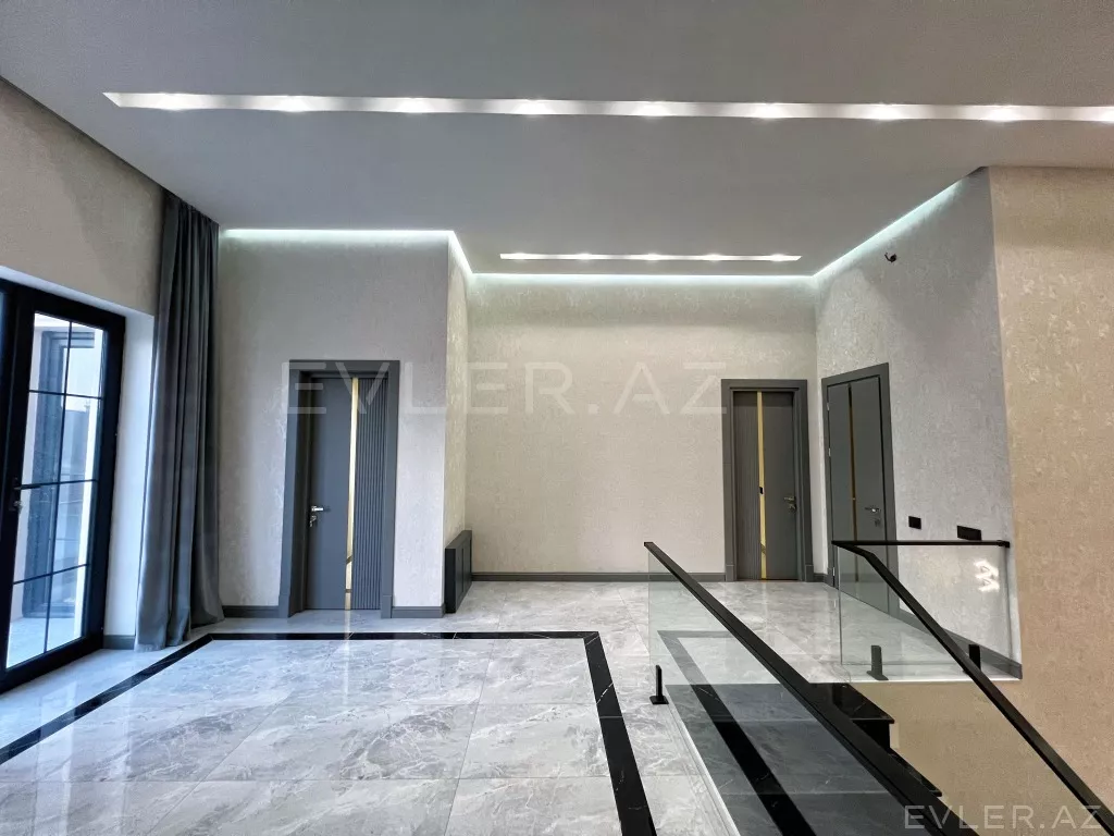 Satılır, həyət evi/villa