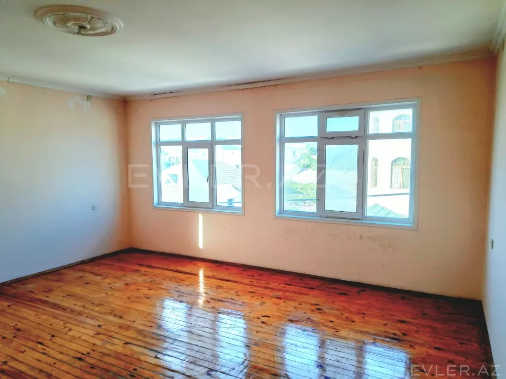 Satılır, həyət evi/villa