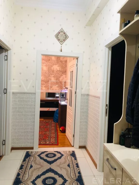Satılır, yeni tikili