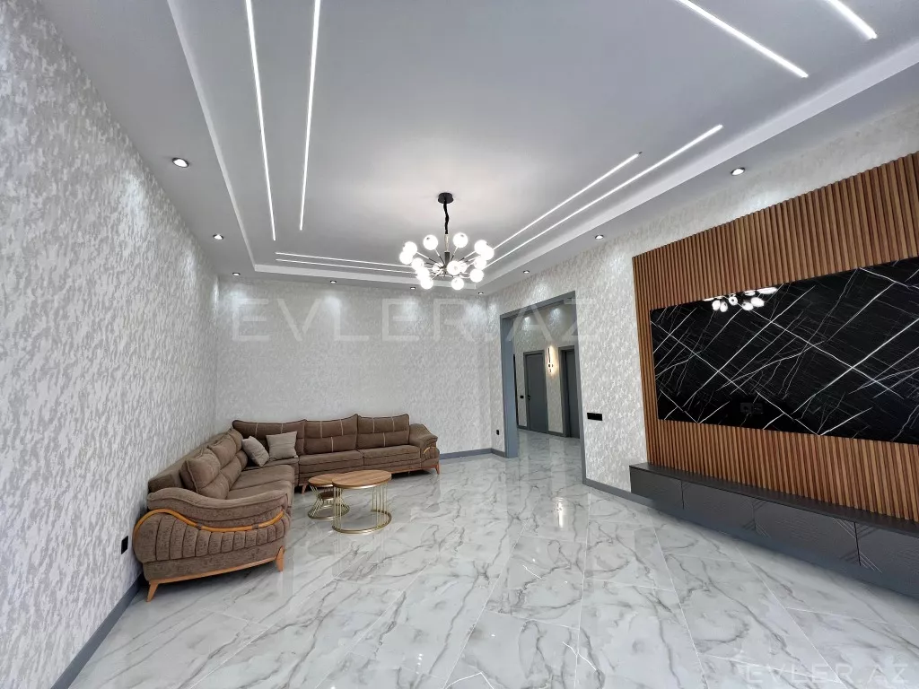 Satılır, həyət evi/villa