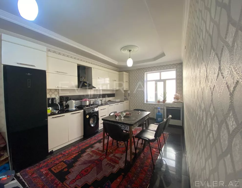 Satılır, həyət evi/villa
