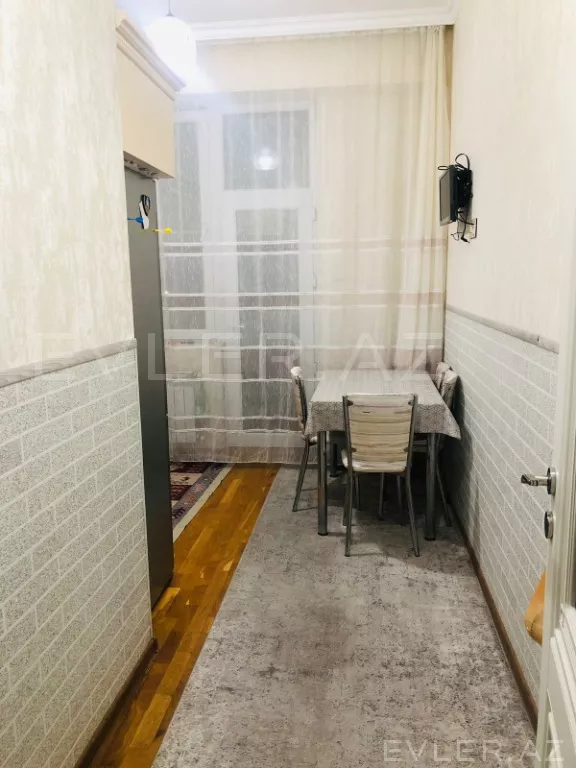 Satılır, yeni tikili