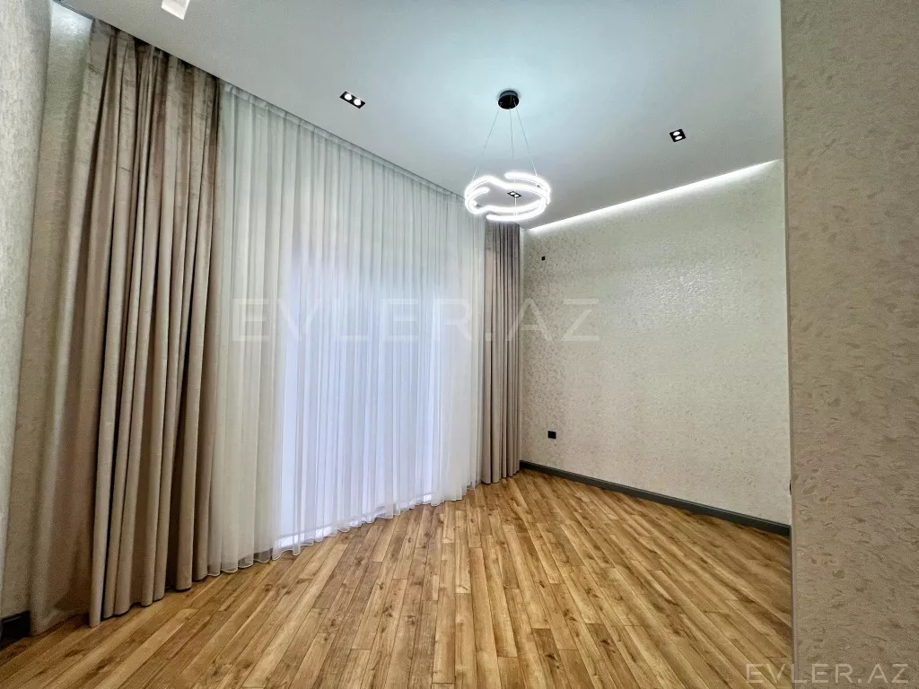 Satılır, həyət evi/villa