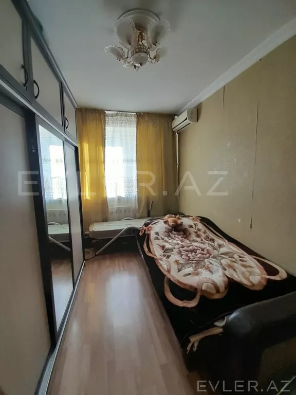 Satılır, köhnə tikili