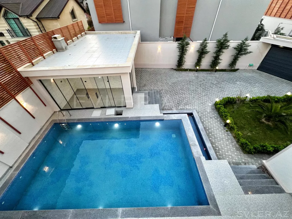 Satılır, həyət evi/villa
