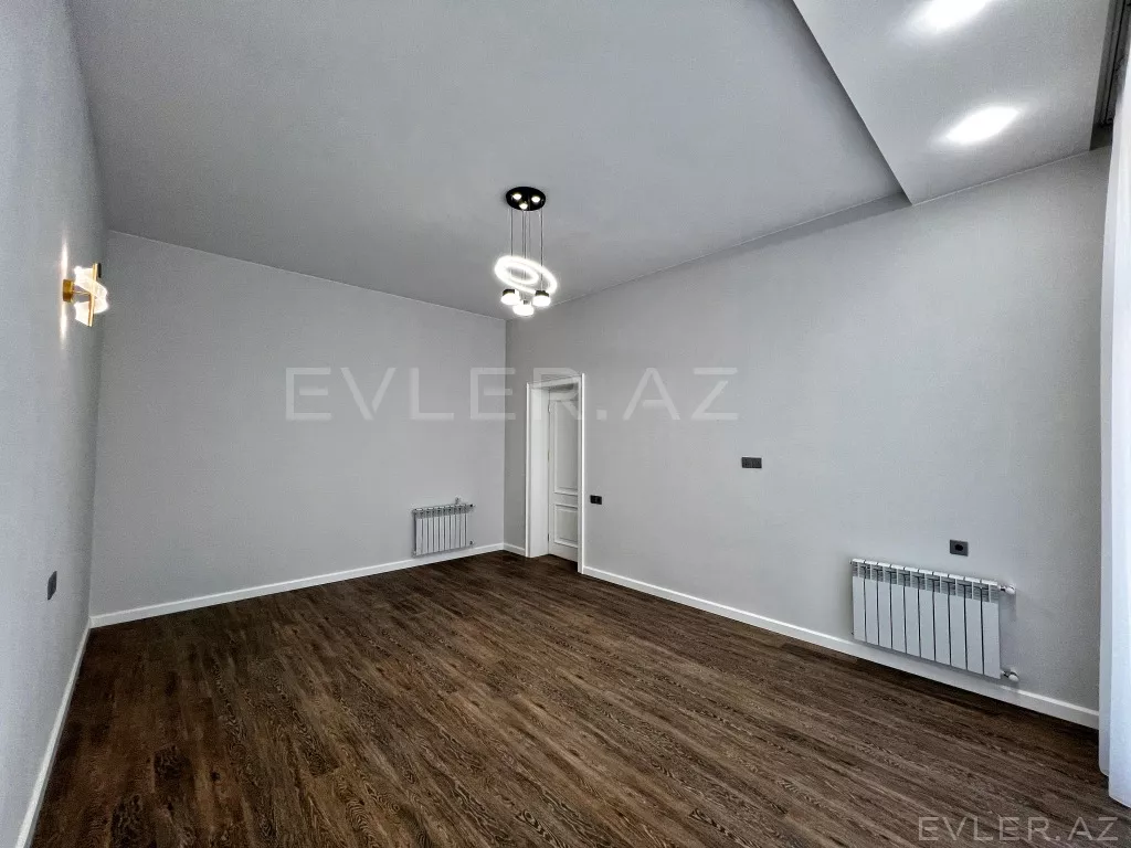 Satılır, həyət evi/villa